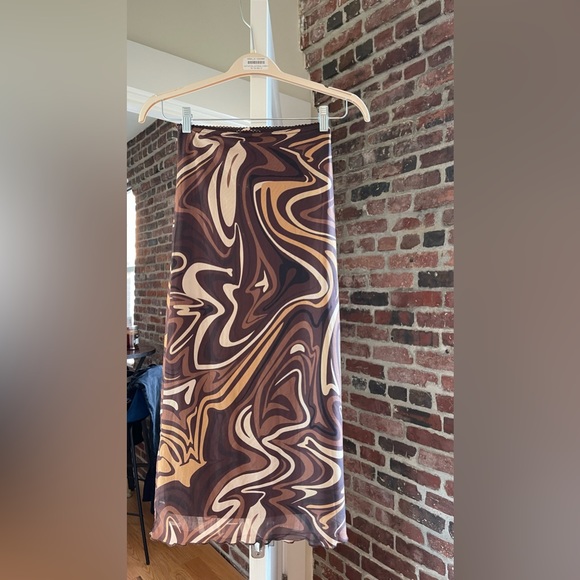 VINTAGE STYLE MESH MAXI SKIRT - Picture 3 of 4